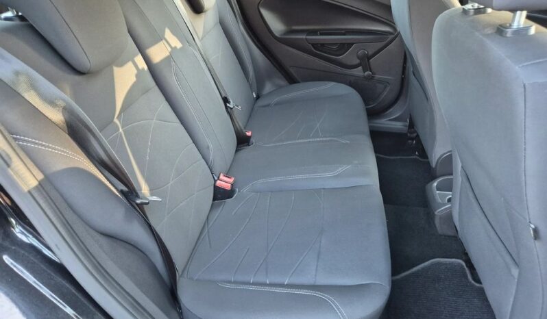 FORD Fiesta  | FWD (przód) | Manualna | 82 KM | Czarny full