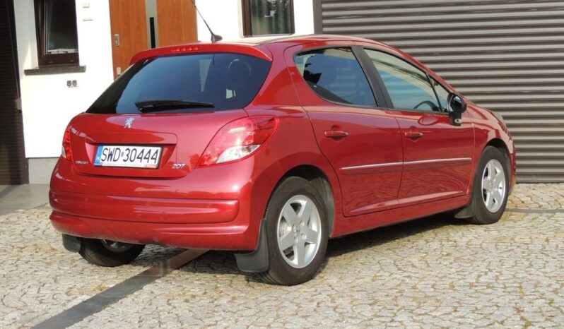 PEUGEOT 207  | FWD (przód) | Manualna | 95 KM | Bordowy full