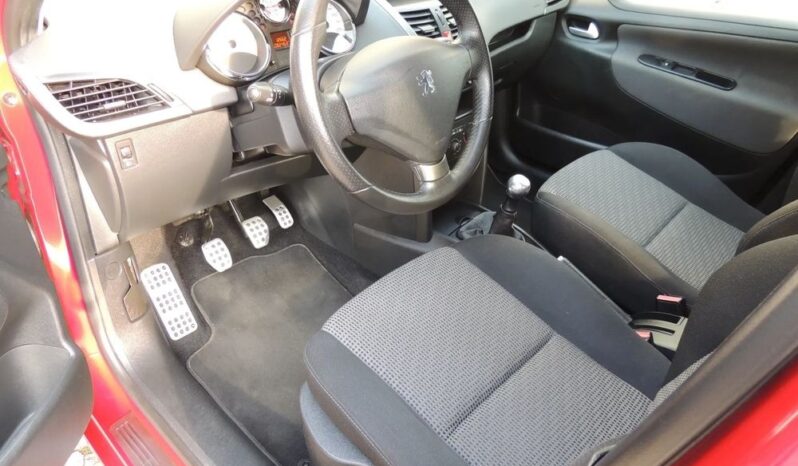 PEUGEOT 207  | FWD (przód) | Manualna | 95 KM | Bordowy full