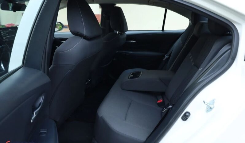TOYOTA Corolla  | FWD (przód) | Manualna | 125 KM | Biały full