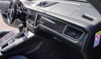 Porsche Macan | 4×4 (stały) | Automatyczna | 360 KM | Granatowy full