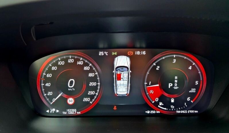VOLVO V60  | FWD (przód) | Automatyczna | 190 KM | Szary full