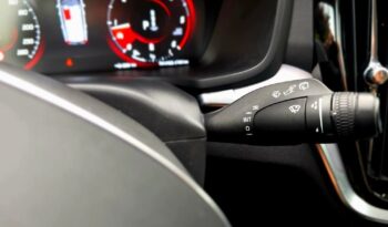 VOLVO V60  | FWD (przód) | Automatyczna | 190 KM | Szary full