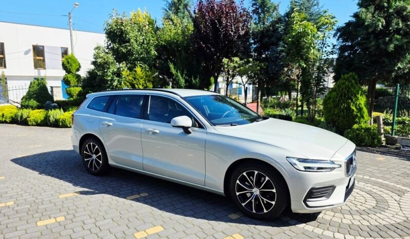VOLVO V60  | FWD (przód) | Automatyczna | 190 KM | Szary full