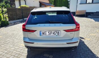 VOLVO V60  | FWD (przód) | Automatyczna | 190 KM | Szary full