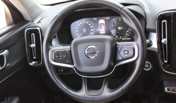 VOLVO XC 40 | FWD (przód) | Manualna | 156 KM | Czarny full