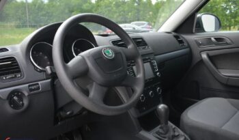 SKODA Yeti  | FWD (przód) | Manualna | 105 KM | Czarny full