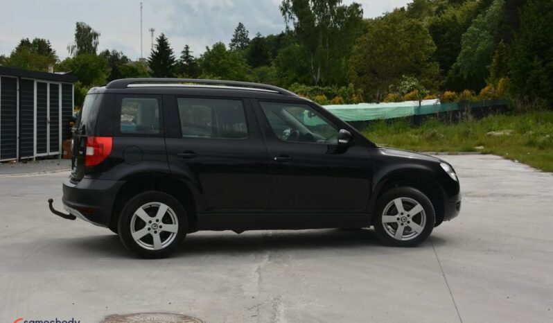 SKODA Yeti  | FWD (przód) | Manualna | 105 KM | Czarny full