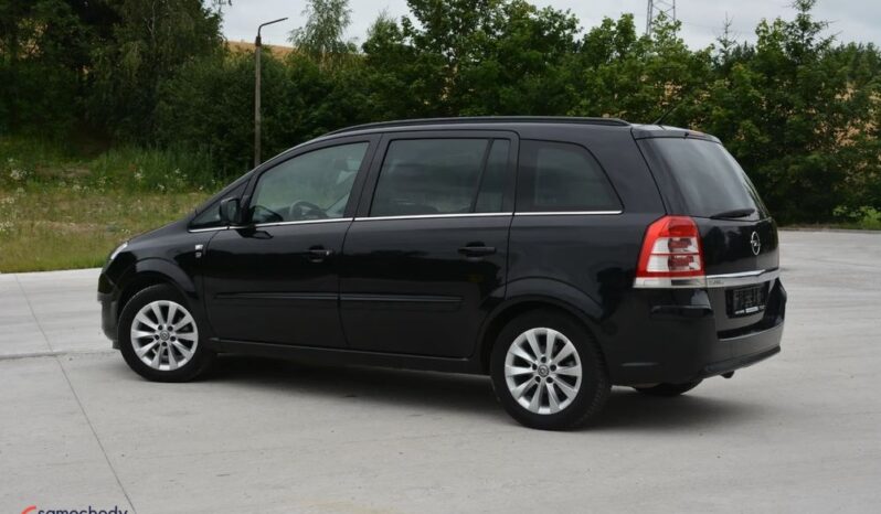 OPEL Zafira  | FWD (przód) | Manualna | 115 KM | Czarny full