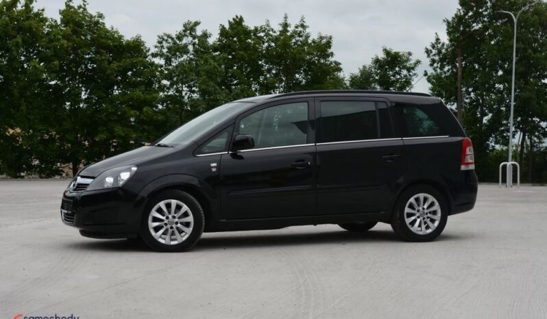 OPEL Zafira  | FWD (przód) | Manualna | 115 KM | Czarny full