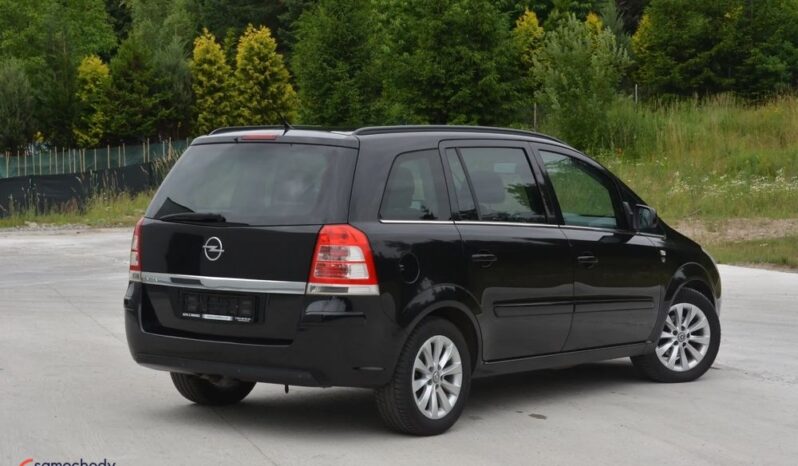 OPEL Zafira  | FWD (przód) | Manualna | 115 KM | Czarny full