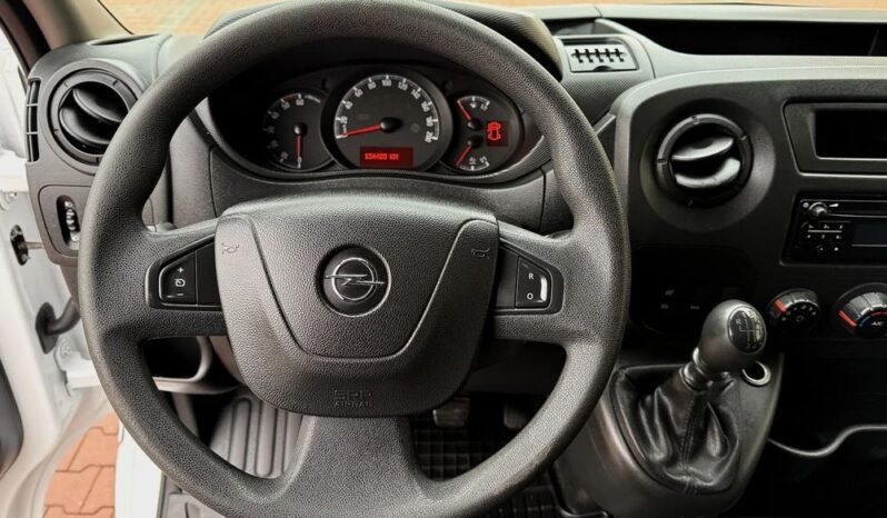 RENAULT Master | FWD (przód) | Manualna | 130 KM | Biały full