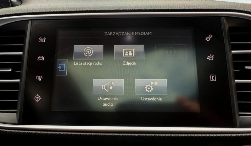 PEUGEOT 308  | FWD (przód) | Manualna | 100 KM | Biały full