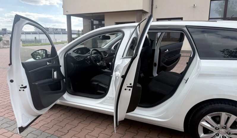 PEUGEOT 308  | FWD (przód) | Manualna | 100 KM | Biały full