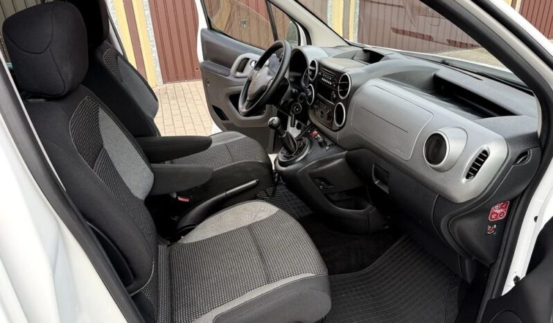 PEUGEOT Partner  | FWD (przód) | Manualna | 100 KM | Biały full
