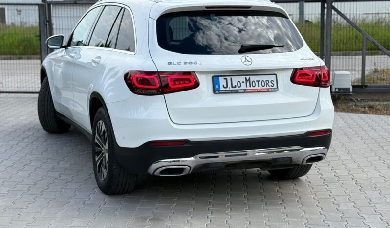 MERCEDES-BENZ GLC  | 4×4 (stały) | Automatyczna | 163 KM | Biały full
