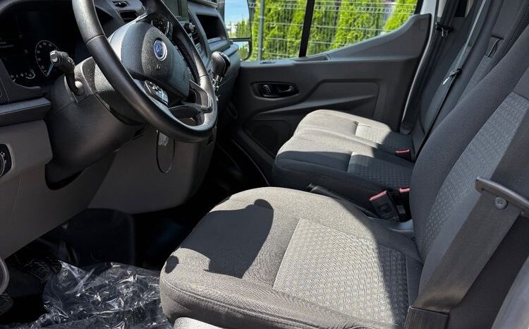 FORD Transit | RWD (tył) | Manualna | 130 KM | Biały full