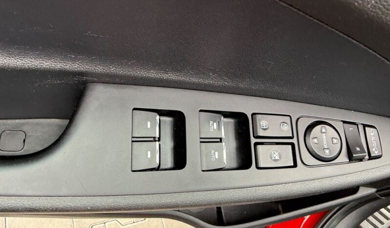 HYUNDAI Tucson  | FWD (przód) | Automatyczna | 136 KM | Czerwony full