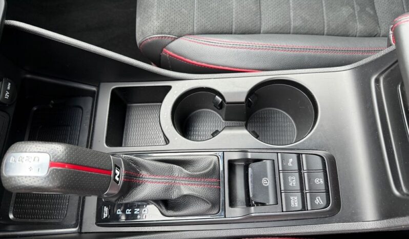 HYUNDAI Tucson  | FWD (przód) | Automatyczna | 136 KM | Czerwony full