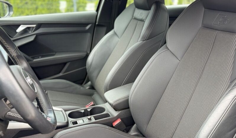 AUDI A3  | FWD (przód) | Manualna | 116 KM | Czarny full