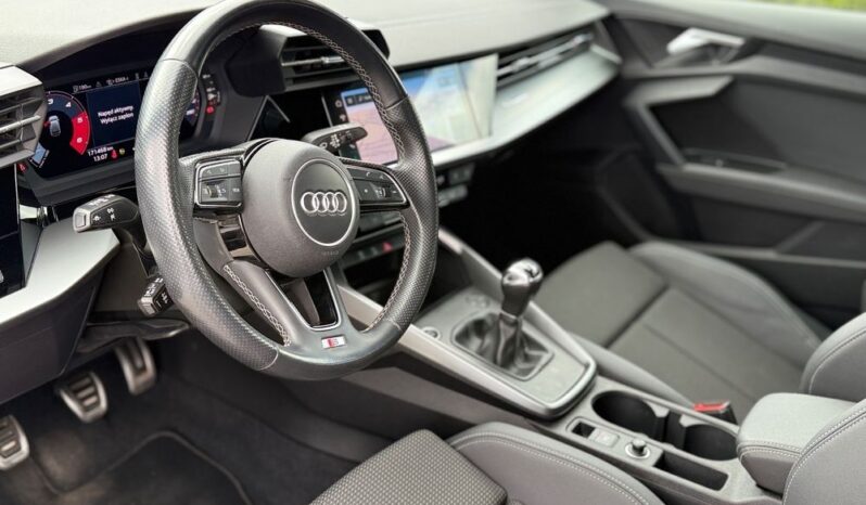 AUDI A3  | FWD (przód) | Manualna | 116 KM | Czarny full