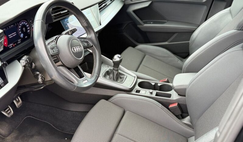 AUDI A3  | FWD (przód) | Manualna | 116 KM | Czarny full
