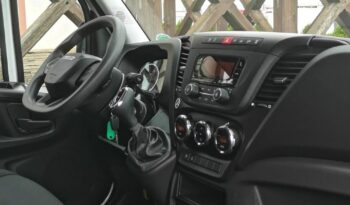 IVECO Daily | RWD (tył) | Automatyczna | 156 KM | Biały full