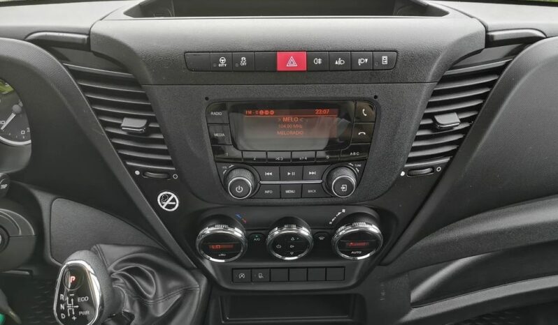 IVECO Daily | RWD (tył) | Automatyczna | 156 KM | Biały full