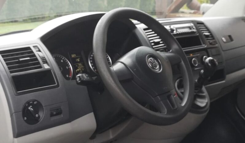VOLKSWAGEN Transporter | FWD (przód) | Manualna | 84 KM | Czarny full