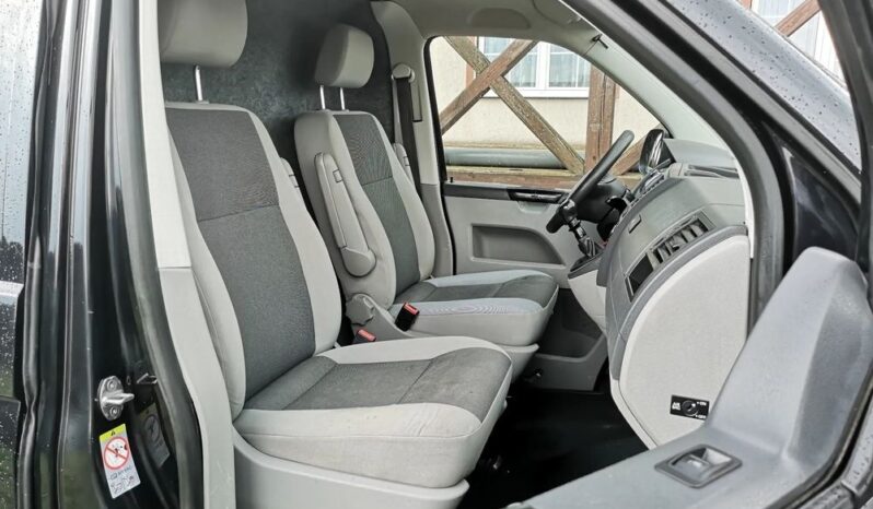 VOLKSWAGEN Transporter | FWD (przód) | Manualna | 84 KM | Czarny full