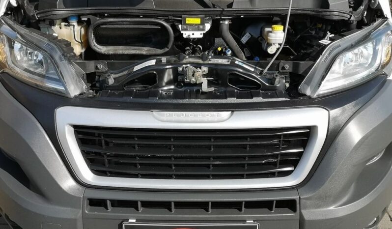 PEUGEOT Boxer | FWD (przód) | Manualna | 110 KM | Biały full
