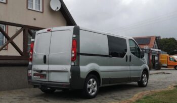 RENAULT Trafic  | FWD (przód) | Manualna | 90 KM | Srebrny full