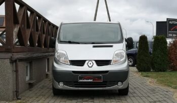 RENAULT Trafic  | FWD (przód) | Manualna | 90 KM | Srebrny full