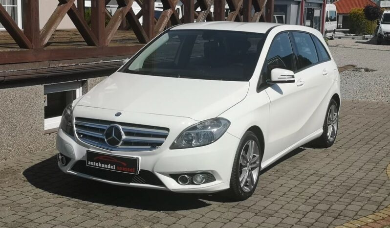 MERCEDES-BENZ Klasa B | FWD (przód) | Manualna | 122 KM | Biały full