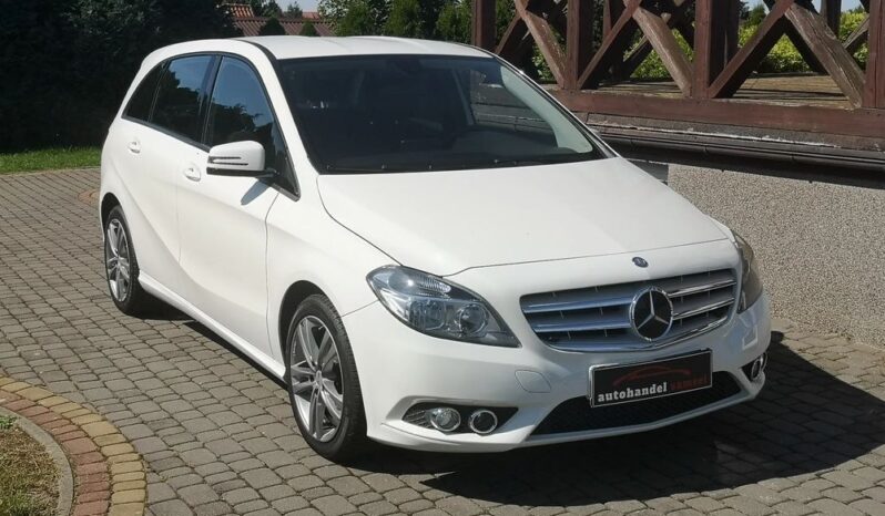 MERCEDES-BENZ Klasa B | FWD (przód) | Manualna | 122 KM | Biały full