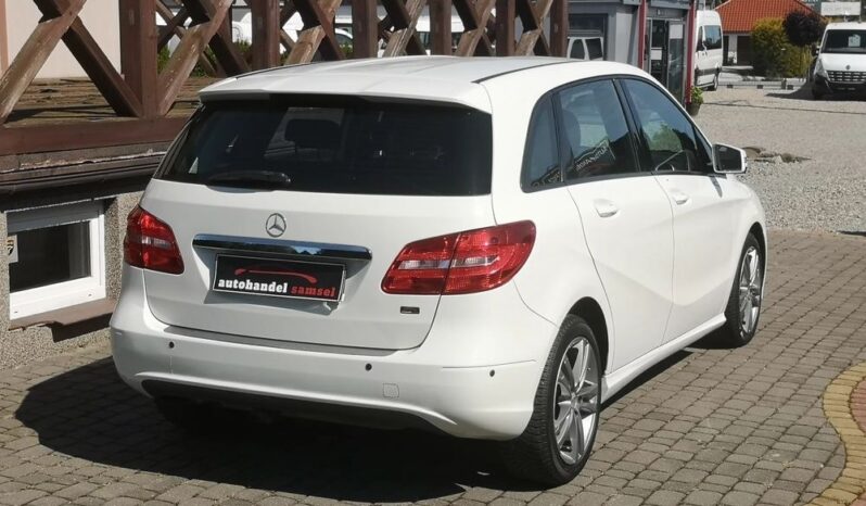 MERCEDES-BENZ Klasa B | FWD (przód) | Manualna | 122 KM | Biały full
