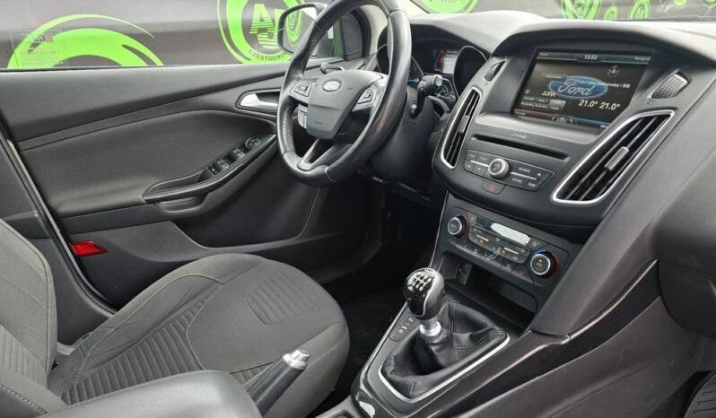 FORD Focus  | FWD (przód) | Manualna | 150 KM | Srebrny full