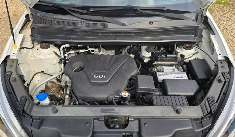 KIA Soul  | FWD (przód) | Manualna | 140 KM | Biały full