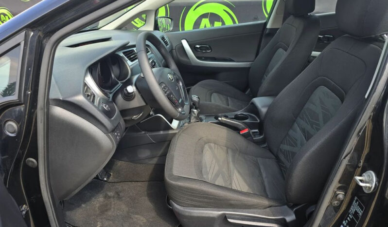 KIA Ceed  | FWD (przód) | Manualna | 100 KM | Czarny full