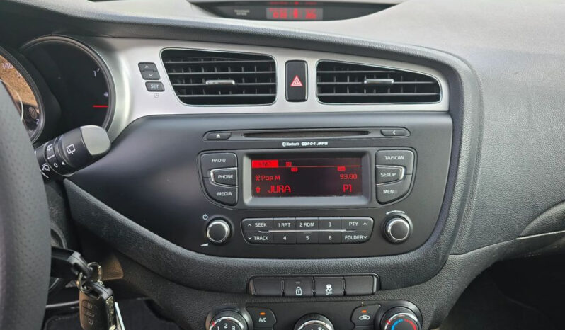 KIA Ceed  | FWD (przód) | Manualna | 100 KM | Czarny full