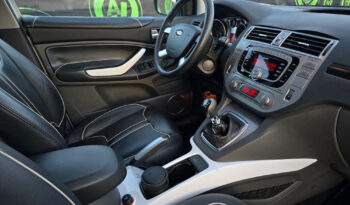 FORD Kuga  | 4×4 (doł. automatycznie) | Manualna | 163 KM | Biały full