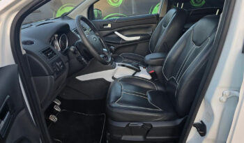 FORD Kuga  | 4×4 (doł. automatycznie) | Manualna | 163 KM | Biały full