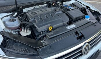 VOLKSWAGEN   Passat     190 KM    Automatyczna    4×4 (stały)    Biały full