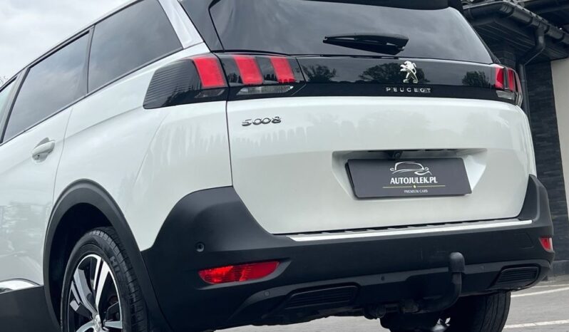 PEUGEOT   5008     130 KM    Automatyczna    FWD (przód)    Biały full
