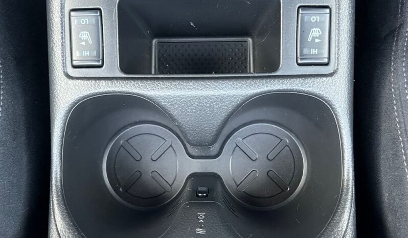 NISSAN   X-Trail     163 KM    Manualna    FWD (przód)    Biały full