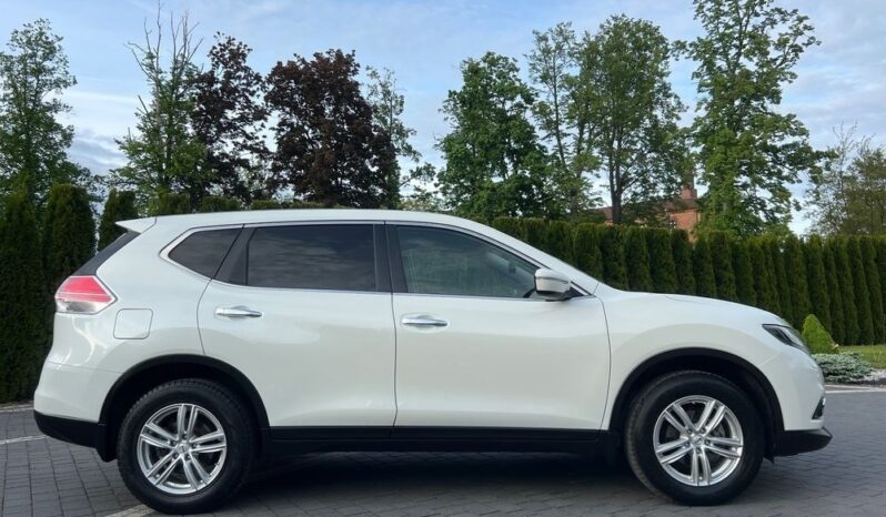 NISSAN   X-Trail     163 KM    Manualna    FWD (przód)    Biały full