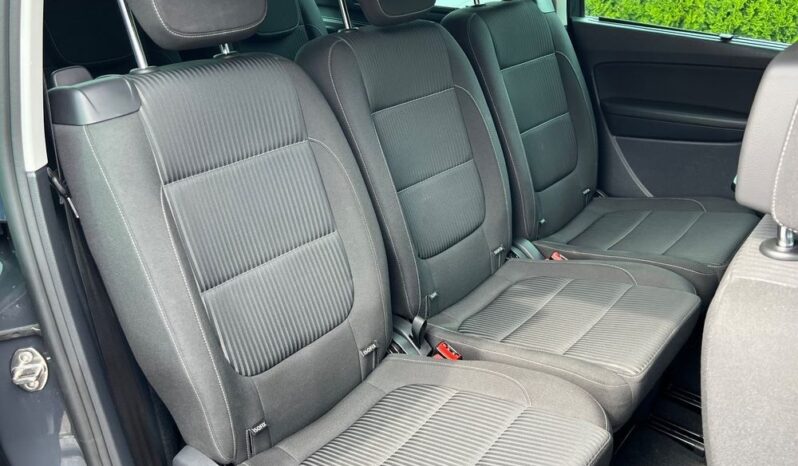 SEAT   Alhambra     184 KM    Automatyczna    4×4 (doł. automatycznie)    Szary full