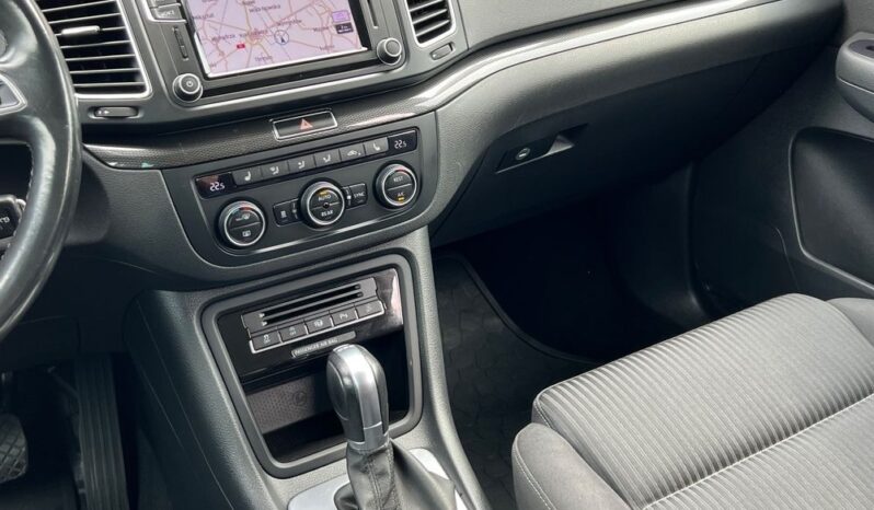 SEAT   Alhambra     184 KM    Automatyczna    4×4 (doł. automatycznie)    Szary full