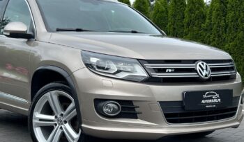 VOLKSWAGEN   Tiguan     160 KM    Manualna    4×4 (doł. automatycznie)    Złoty full