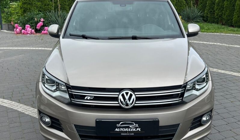 VOLKSWAGEN   Tiguan     160 KM    Manualna    4×4 (doł. automatycznie)    Złoty full